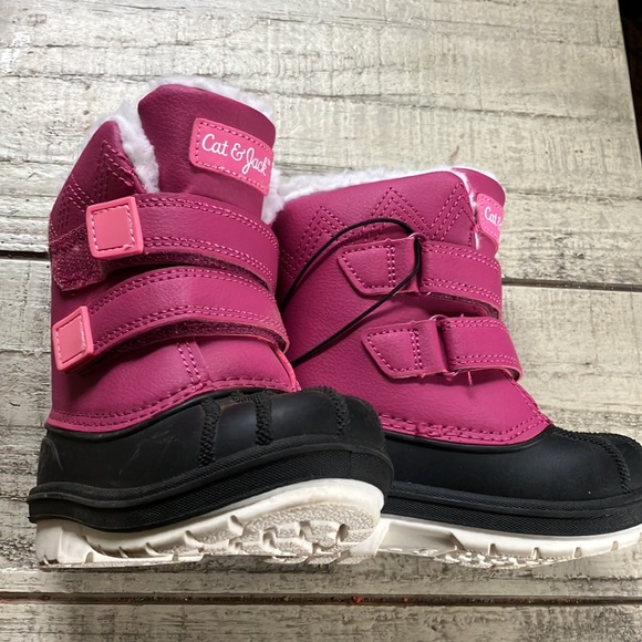 5T waterproof sherpa lined boots. New with tags. Primrose pink/black. - Picture 7 of 7
